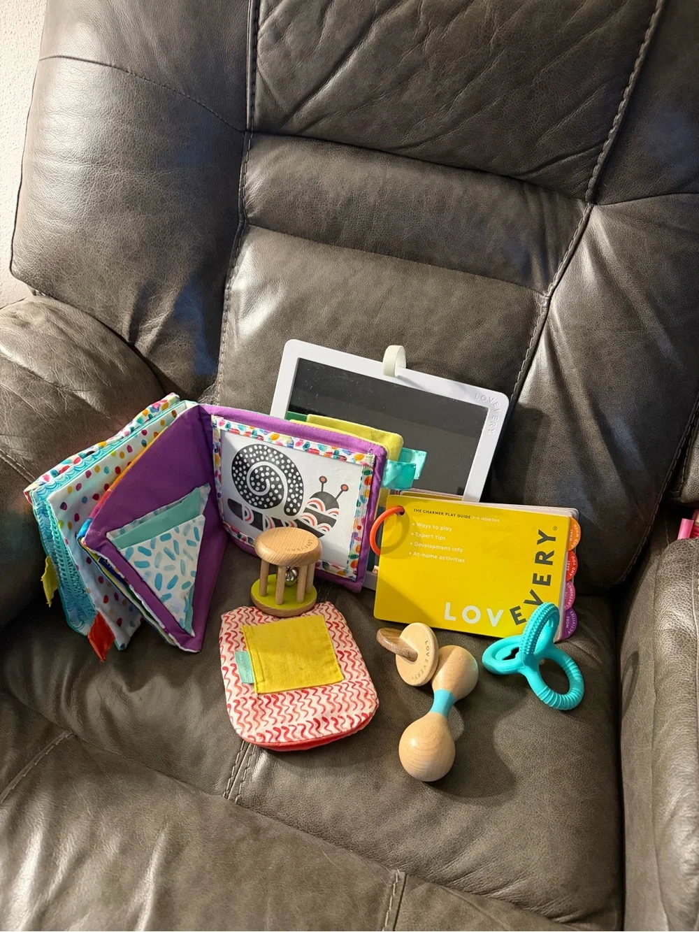 Lovevery The Charmer Play kit